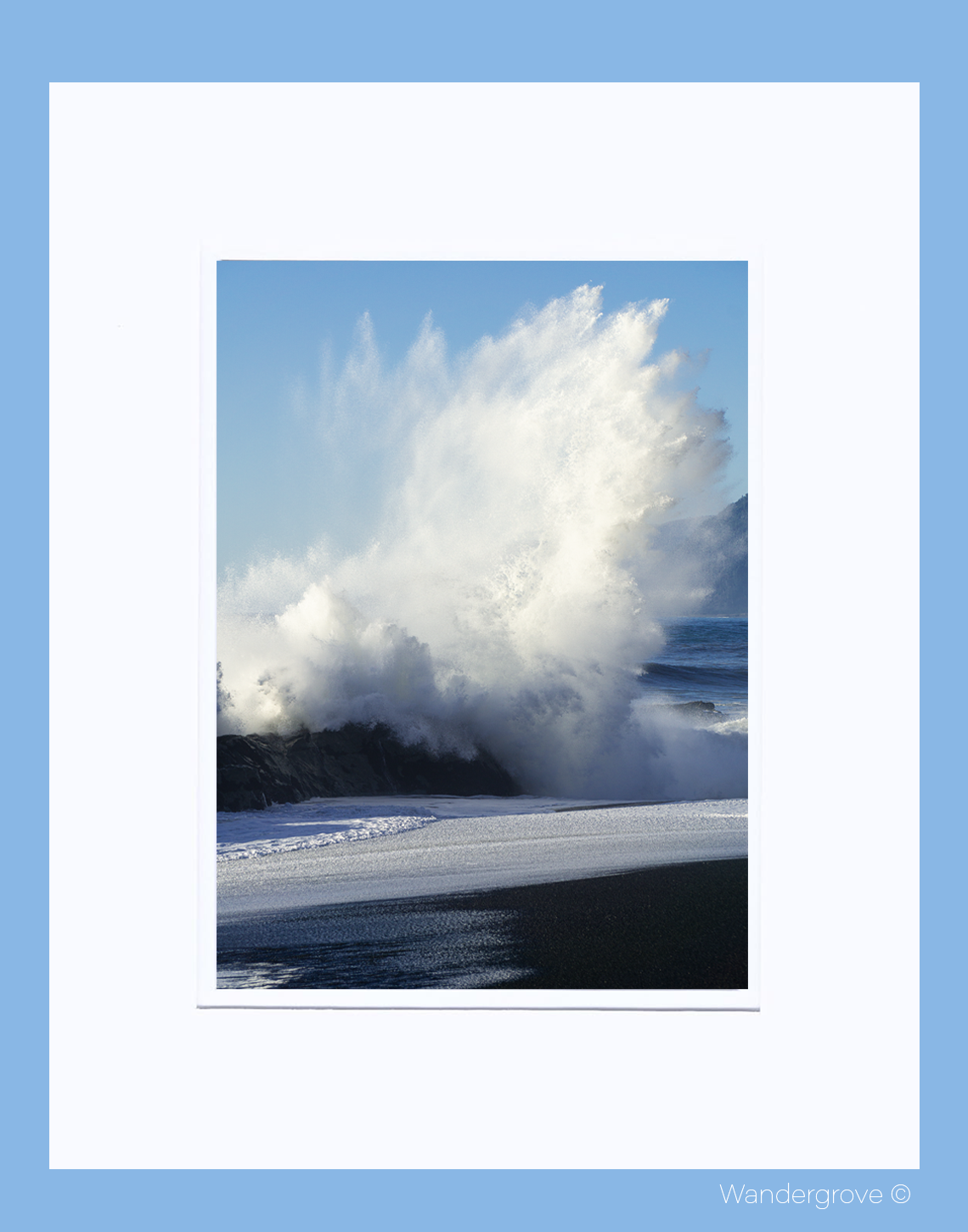 Waves on Little Black Sands Beach